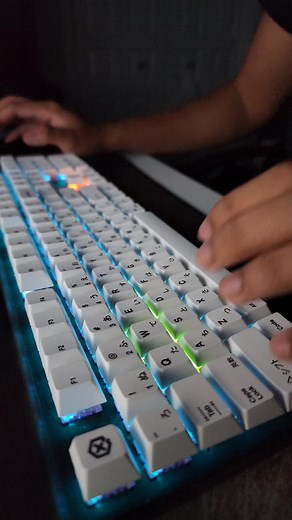 Sound test on my modded K70 M.K1 with Akko CS Starfish switches (lubed it myself), bandaid mod on stabs, foam, and yarn inside lol. #corsair #k70 #akko #starfish #keyboard #keyboardasmr #keyboardsoundtest #linearswitches #spagettimod