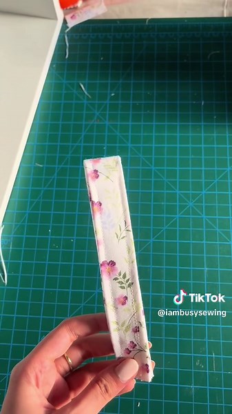 🌟DIY laptop pouch & Matching key chain🫐🩵🌸 Stay tuned for the results🤌🏻 #DIY #Sewing #Crafting #LaptopPouch #Keychain #Handmade#خياطة #باوتش #fypシ゚ #fyp #gift