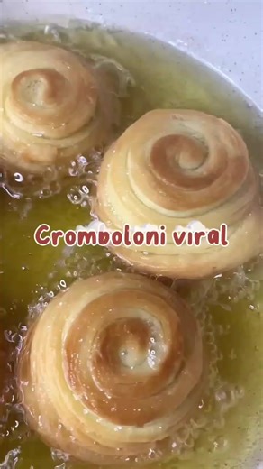 Cromboloni: Resep Cemilan Kekinian dan Ide Jualan