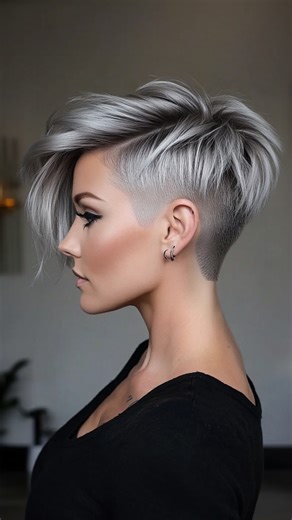 💫 40 Long Pixie Cut Ideas for a Creative Look Soft layers, bold texture, and endless styling options ✨ Long pixie cuts are perfect for showing off your creative side. Ready to try something new? 💇‍♀️🔥 #LongPixie #PixieCutInspo #CreativeHair #HairTrends #ShortHairStyles | Ali's Style Insights