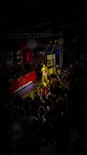 Yama ❤️🤦🏽‍♂️#dystinct #concert #vienna #2025 @DYSTINCT