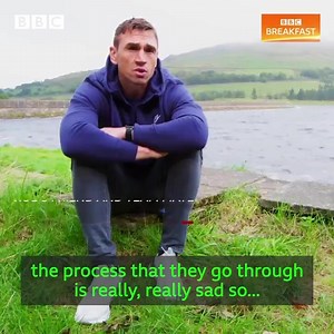 Rob Burrow was diagnosed with MND last December. BBC Breakfast has followed Rob & his family throughout 2020. The heartbreaking documentary goes out Monday might on BBC2. We have a special report on tomorrow’s #BBCBreakfast Prepare yourselves | Dan Walker TV