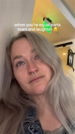 When you’re equal parts 😢 and 🥰. Ooooooop 🫣 water sign problems?? 😅