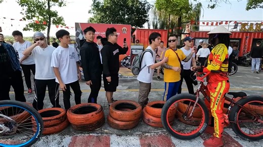 The wheelie battle! Which local rider had what it took to win the event and Todd Lyons' personal Beastmode Ripper? | SE Bikes