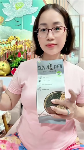Sữa mè đen yến mạch mix hạt ko đường thuần chay #suameden #suamedengiahanfood #suahatdinhduong #suahatthuanchay #riviudocuaemgai
