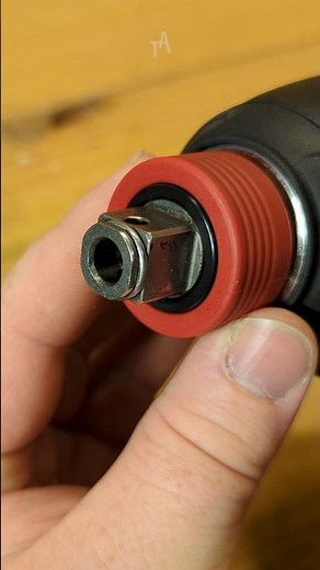 A Closer Look at the Bosch Brushless 1/4in Hex & 1/2in Square Drive Impact Driver
