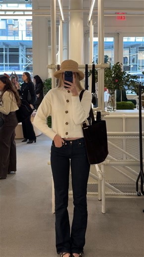 Get Ready with Me: Ice Queen Hair Tutorial 🎃👻 . . . #hairtutorial #hairtutorials #halloweenhair #hairtok | oliviarosedemuro