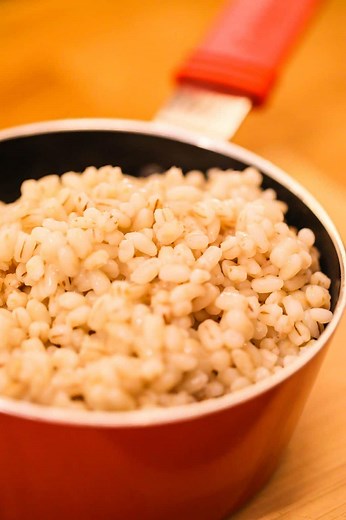 How to Cook Barley (Easy Way) - Chef Tariq - Food & Travel Blog