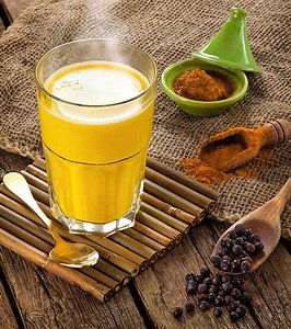 Turmeric Milk Benefits: 11 Powerful Health Perks In 2025