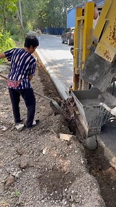 machine manufacturer's works #construction machinery #slipform machine #slipform machine manufacturer #ditch | The Crafting Haven