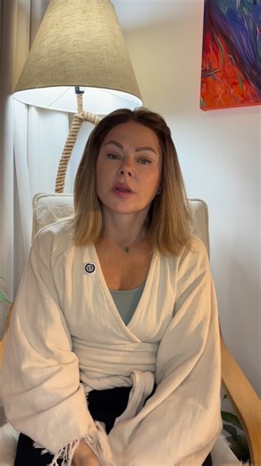 A successful healing process rests on three essential pillars. The first is a genuine connection with the facilitator — without feeling seen, safe, and met, the body and nervous system cannot open. The second is commitment to your own healing journey: showing up consistently, staying present with what arises, and taking responsibility for your inner work even when it feels uncomfortable. The third is trust — the trust you place in the facilitator and in the process itself, so you can surrender r