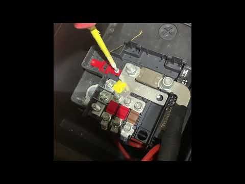How to change a battery on a fiat Ducato