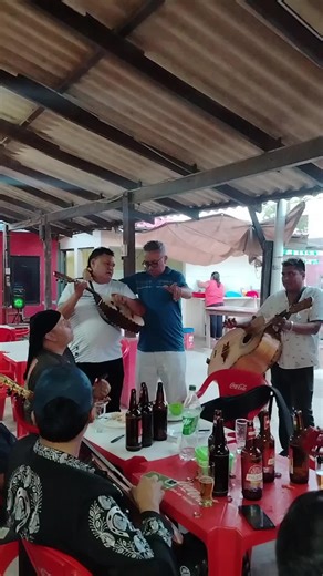 Videos de Escondite de los cumpas (@escondite.de.los) con “sonido original - Escondite de los cumpas”