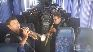 ♫ Tuesday tunes! ♫ Members of the Band of the South Australia Police have been deployed to various other areas of SAPOL over the past few months including supporting COVID-19 operations. The band’s coach drivers are safely transporting police officers to our borders for COVID compliance operations. But sometimes they just can’t resist breaking into song! To watch more music from the Band of the South Australia Police, subscribe to their YouTube channel. You can also sign up to receive Band news 