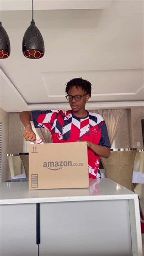 I bought my first tripod 😃 #southafrica #godisgood #trendingvideo #unboxing #sama28