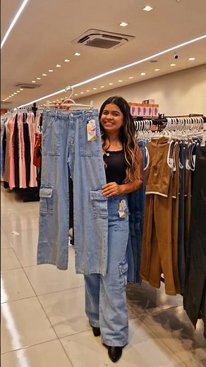 Fashion Finds: Affordable Trendy Wide-Leg Cargo Jeans!