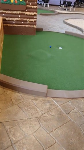 Feels weird... but it works? #golf #golfing #golfer #golfswing #challenge #sports