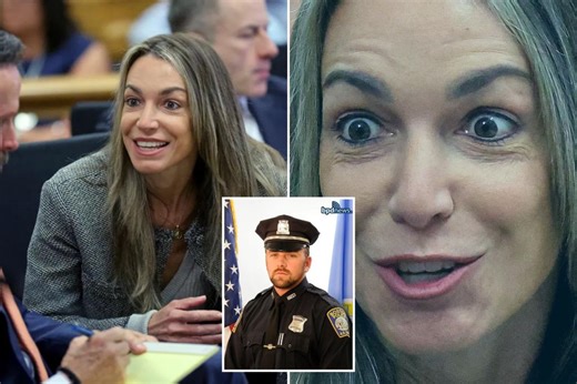 Karen Read flashed sinister smirk as gory photos of her dead cop boyfriend were shown in court
