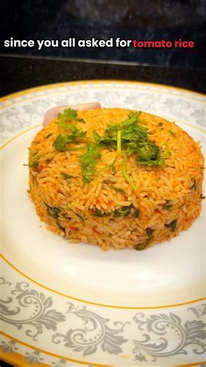 STOP making boring leftover rice like this! Try this yummy tomato rice #shorts #tomatorice #homemade