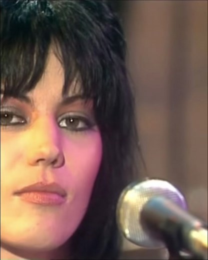 Joan Jett Crimson and Clover 1981 | 80's Rock Retro Guitar Vintage