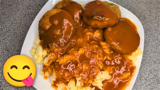 Classic German Jägerschnitzel with pasta and sauce! Do you remember this dish from the past?