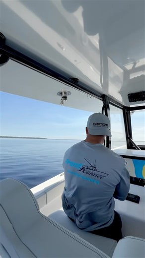 Front Runner Boats on Instagram: "Would ya just look at it ‍杻 . . . . . . #frontrunnerboats #boats #centerconsoles #boating #centerconsolesonly #centerconsole #centerconsoleboats #yachting #yacht #boat"