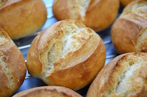 Brötchen backen ohne kneten - Thomas kocht - der Kochkanal auf Youtube