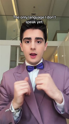 omari.to (@omari.to) adlı kullanıcının Sign Language videosu