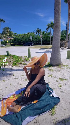 Daphnie M (@maitredaphne)’s videos with original sound - Daphnie M