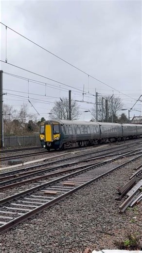 GWR Class 387 passing West Ealing at speed | 7/2/2026