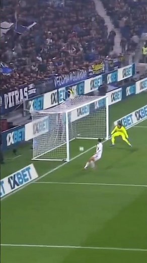 MAXIMO PERRONE'S FIRST GOAL IN ITALY