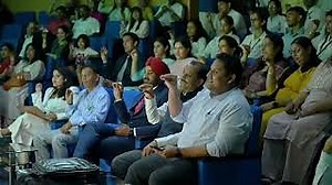 Puppetry - The Art of Happiness