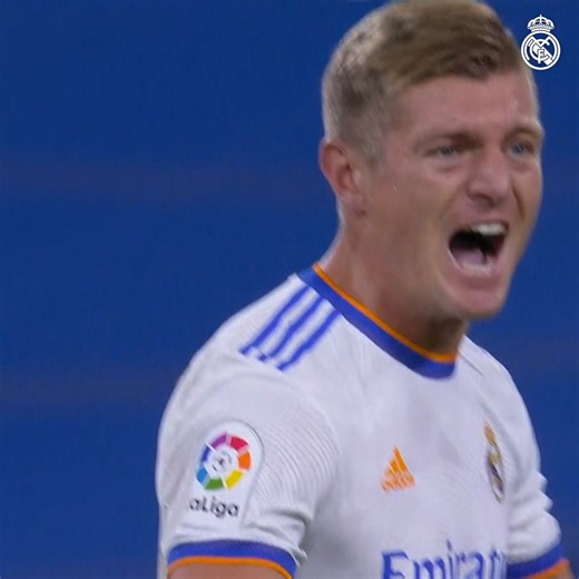 843K views · 117K reactions |  Toni Kroos: 2️⃣5️⃣0️⃣ wins with Real Madrid!  Toni Kroos: ¡2️⃣5️⃣0️⃣ victorias con el Real Madrid!  18 titles | títulos ⚽ 9 seasons | temporadas #RealFootball | Real Madrid C.F. | Facebook