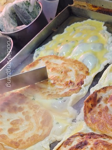 Taiwanese Egg Pancake Recipe: A Crispy Delight