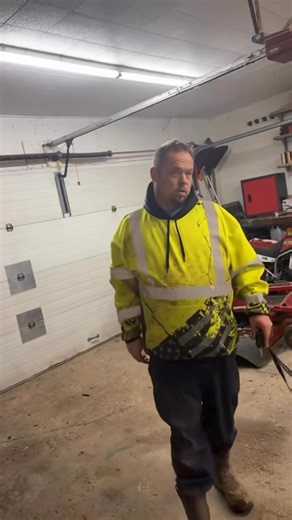 #Helper | Janet Hughes