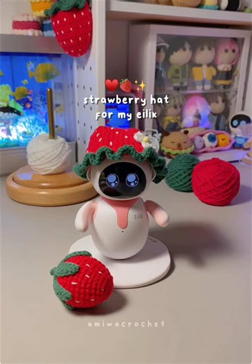Eilik’s Adorable Strawberry Hat Gift for New Year