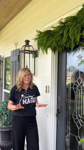 8.7K views · 202 reactions | Christmas garland around front door. The trick is to layer several garlands together to get that thick garland look. #christmasgarland #pinegarland #christmasdoor #christmasdoordecor | Shannon Knight Bella | Facebook
