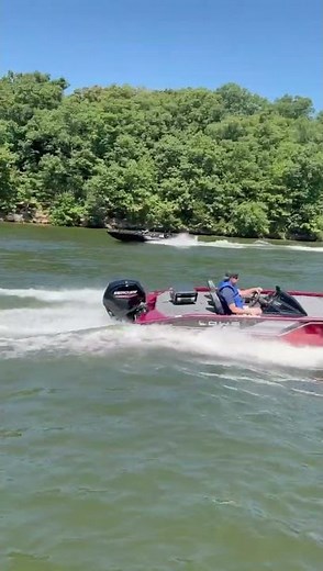Lowe Bass Boat | Stinger 8 #shorts #fishingboat #fishing #fishingislife #shortsyoutube