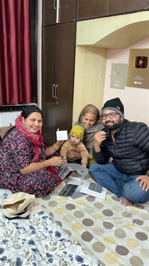 Aaj apne sath sath Priya ko bhi Gift diya #minivlog #shortvideo