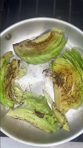 Creamy Garlic Baked Cabbage
