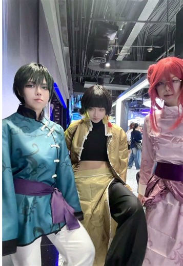 รวมพลไฟจราจร🚦 ไฟแดงจิงิริ @bi ไฟเหลืองบาจิระ @นามาเอะวะนามาเอะเดส #chigirihyoma #bachirameguru #itoshirin #bluelock #bluelockcosplay