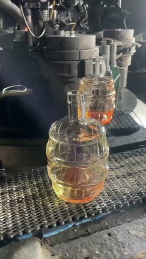 How It's Made: The Iconic Barrel Spirit Bottle | VALIANT Glass Factory
