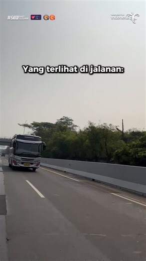 White Horse Bus on Instagram: "Setiap driver yang bertugas sudah mendapatkan pelatihan DDC atau Defensive Driving Course 🙋🏻‍♂️🚌 Untuk pemesanan dan informasi lebih lanjut dapat menghubungi White Horse lewat: Jakarta: T: 021 2967 5555 (jam kerja) | Hotline: 0851 0055 1445 WA Chat: 0813 1855 5578 (jam kantor) Yogyakarta: T: 0274 497 630 | Hotline: 0822 2350 0883 Semarang: Hotline: 0811 1926 0099 Medan: T. 061 7879 555 | Hotline: 0811 1926 2525 Bali: T: 0361 223 658 | Hotline Bali: 0811 1360 255
