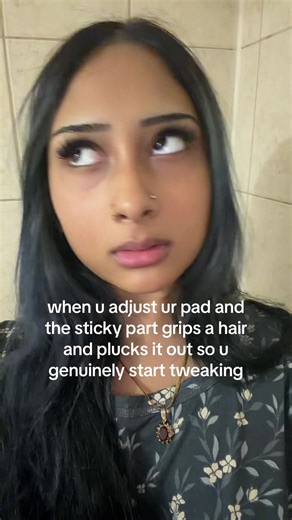 How to Handle Pad Issues with Curly Hair