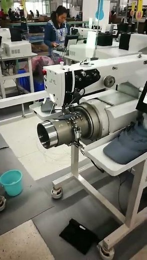 What sewing machine is it used to sew the baseball cap visor?