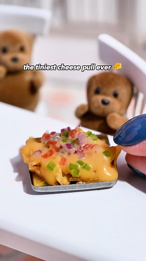 Vegan cheese so good, even your tiniest friends will love it! 😙🤌 | Follow Your Heart