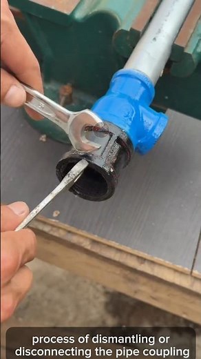 🔧 The Secret to Disconnecting Stuck Pipes! #youtubeshorts #satisfying #technology