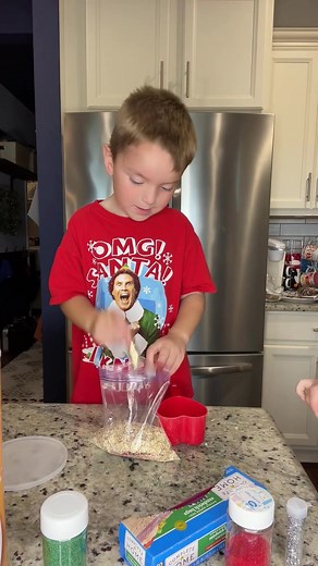 2.8K views · 109 reactions | Reindeer Food is so fun and easy to make with the kids! Mix together oats (for reindeer energy!), sprinkles (for a sweet treat!) and glitter (so the reindeer can see your yard from the sky!) sprinkle outside on Christmas eve. #reindeerfood #christmaswithkids #christmastime #christmasfun | Stephanie Gigliotti | Facebook