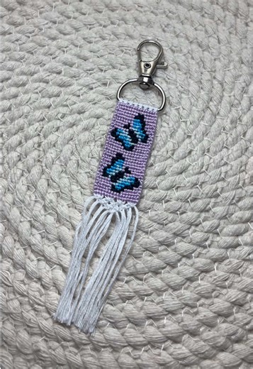 Butterfly keychain 🦋✨ #butterfly #bug #bugs #keychain #key #chain #knots #knotting #butterflys #braceletbook #blue #purple