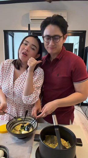 Suami model romantis cek #WaktunyaRoycomantis @Ayam Roy by Royco Indonesia | Amanda Manopo